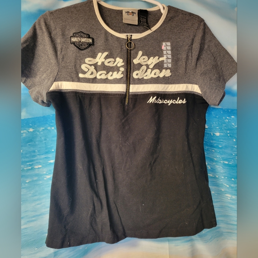 Harley-Davidson Women's quarter Zip tshirt Size Large